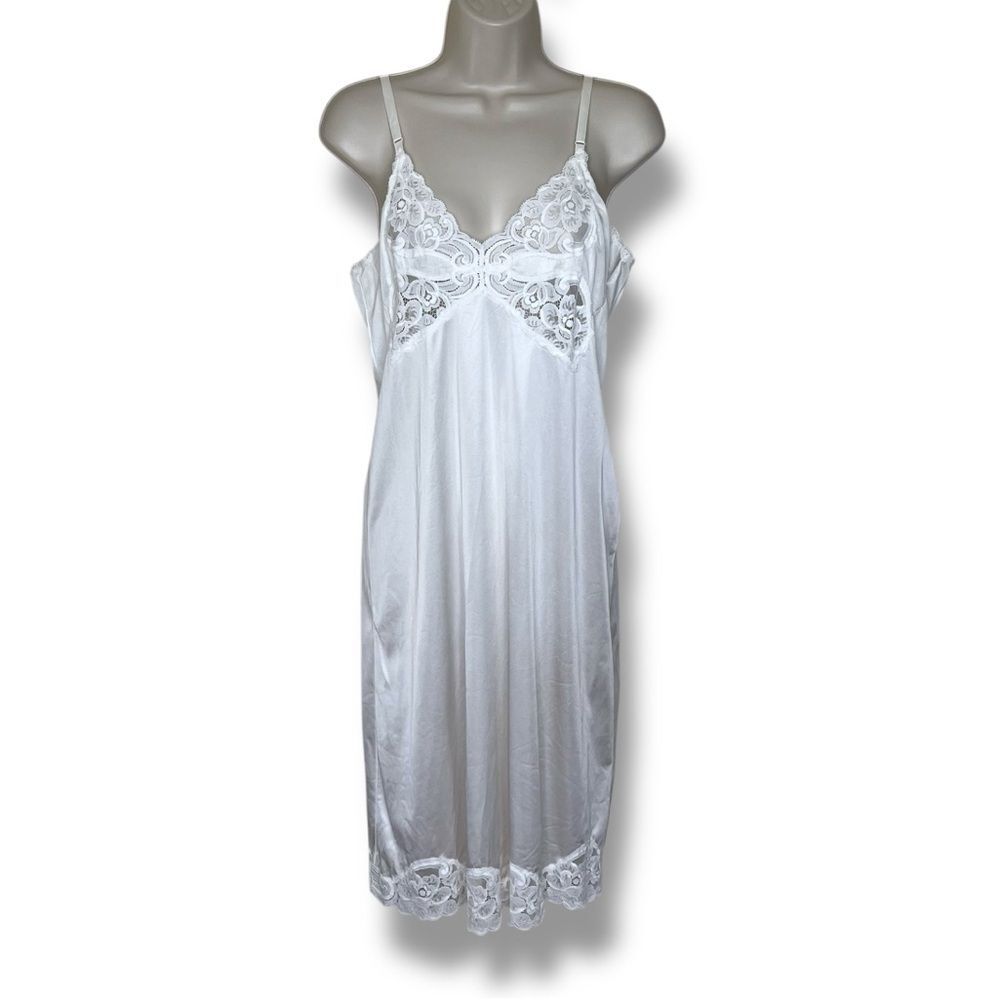 Vintage 70s 80s Vanity Fair White Lace Trim Full Slip Adj Strap Women Size 36 L
